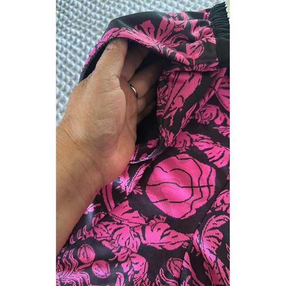 Shorts - Picture 5 of 7